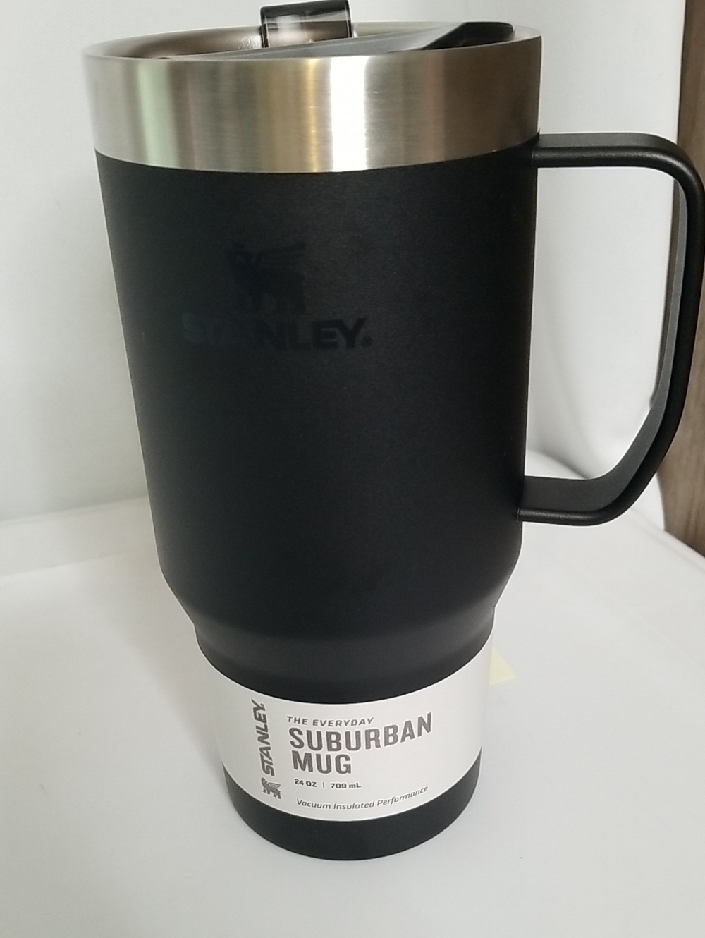 Stanley Suburban Mug 24 Oz Black With Chrome NWT